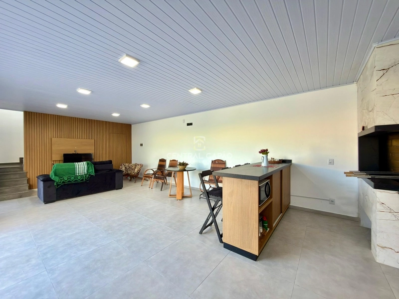 Duas casas no mesmo terreno à venda no Centro de Xangri-Lá: 4ª foto da galeria de imagens do imóvel