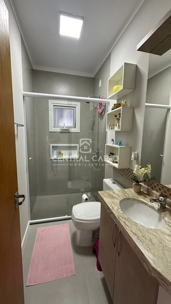 Casa de três dormitórios em Xangri-lá: 16ª foto da galeria de imagens do imóvel