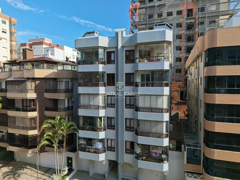 Apartamento 1 dormitório com box à uma quadra do mar: 2ª foto da galeria de imagens do imóvel