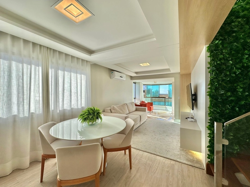 COBERTURA DUPLEX  VISTA ETERNA DO MAR E FRENTE PARA PRAÇA: 8ª foto da galeria de imagens do imóvel