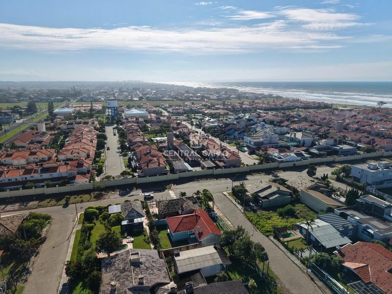 Casa à venda próxima ao mar no bairro Marina em Xangri-Lá: 3ª foto da galeria de imagens do imóvel