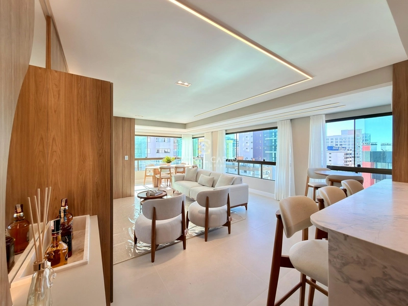 Apartamento 3 dormitórios com vista para o mar: 4ª foto da galeria de imagens do imóvel
