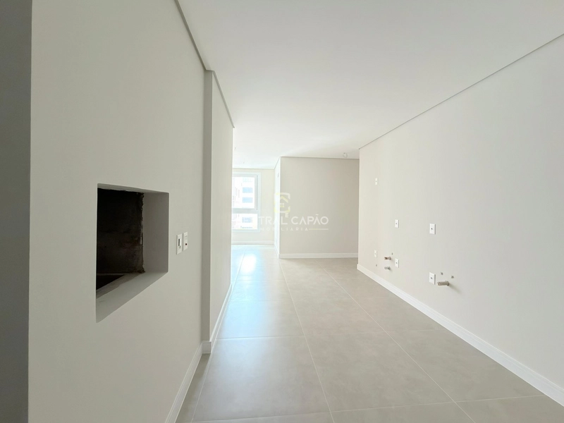 Apartamento 2 dormitórios vazio, infra incrível à venda em Capão: 3ª foto da galeria de imagens do imóvel