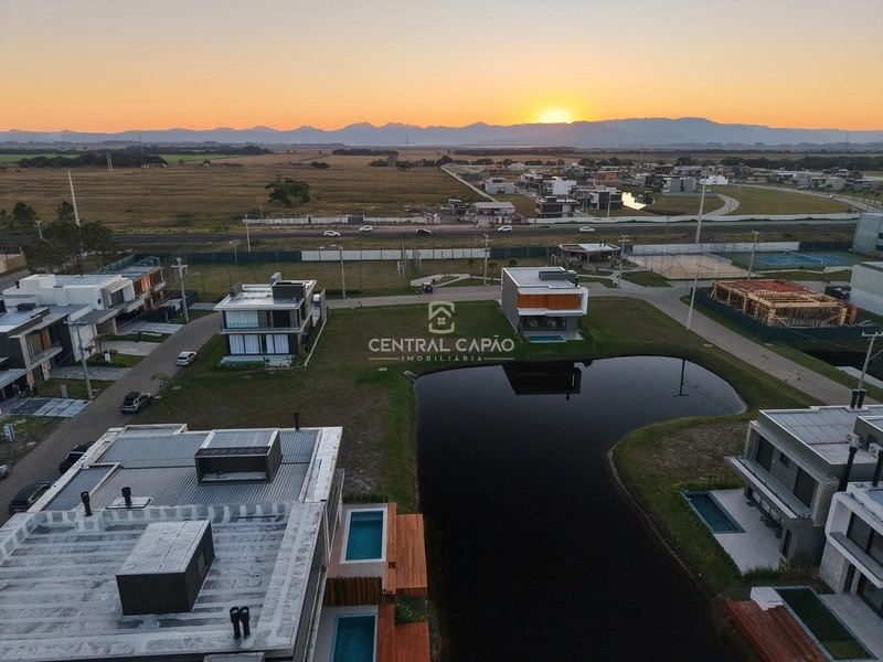 Sobrado beira lago à venda com clube de lazer completo no cond Zen: 60ª foto da galeria de imagens do imóvel