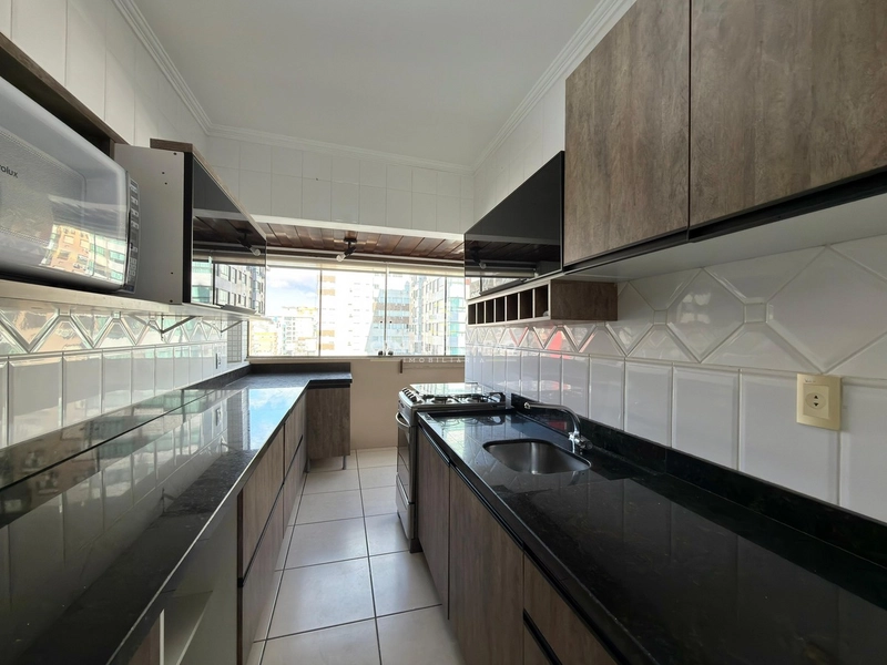 Apartamento de esquina com vista para o mar: 7ª foto da galeria de imagens do imóvel