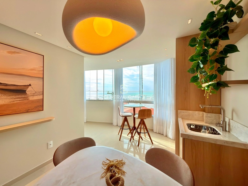 Apartamento 2 dormitórios com sacada de frente para o mar: 30ª foto da galeria de imagens do imóvel