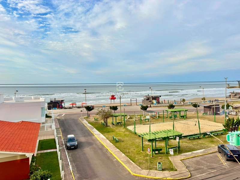 Apartamento 2 dormitórios com sacada de frente para o mar: 9ª foto da galeria de imagens do imóvel