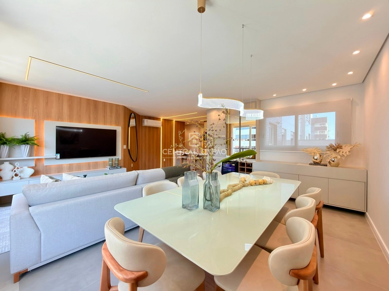 Apartamento 2 dormitórios mobiliado e decorado: 3ª foto da galeria de imagens do imóvel