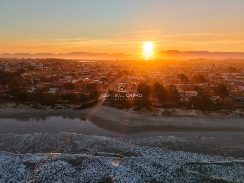 Casa pertinho do mar à venda em Capão da Canoa: 48ª foto da galeria de imagens do imóvel