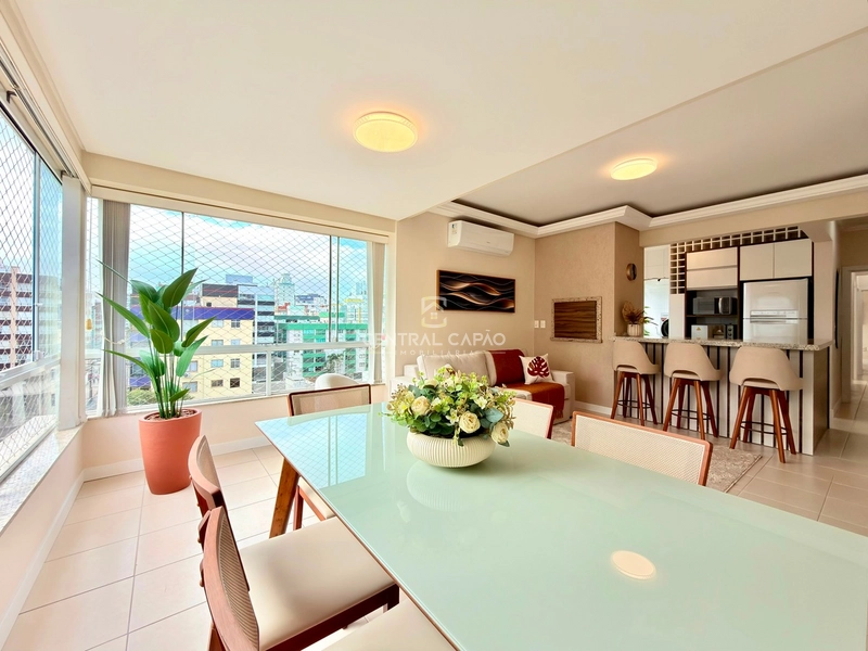Apartamento 3 dormitórios próximo à praça da Flávio Boianovski
