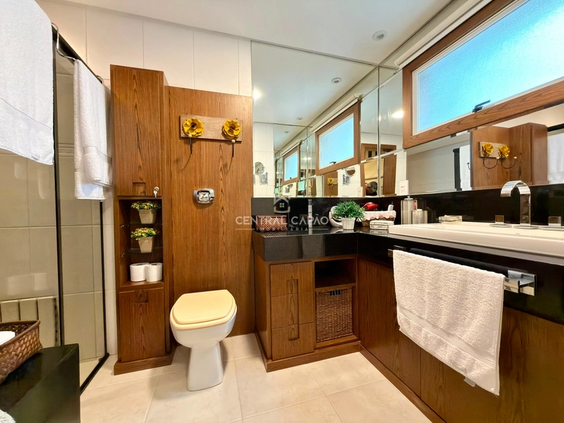 Apartamento 4 dormitórios de frente para o mar: 32ª foto da galeria de imagens do imóvel