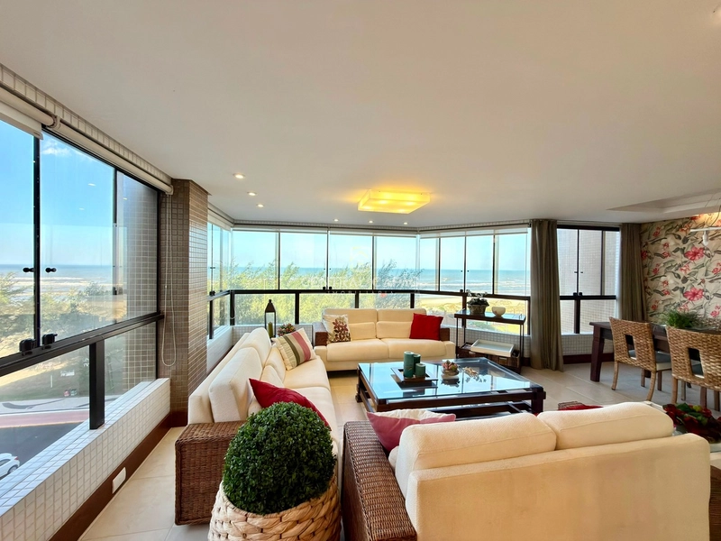 Apartamento 4 dormitórios de frente para o mar: 12ª foto da galeria de imagens do imóvel