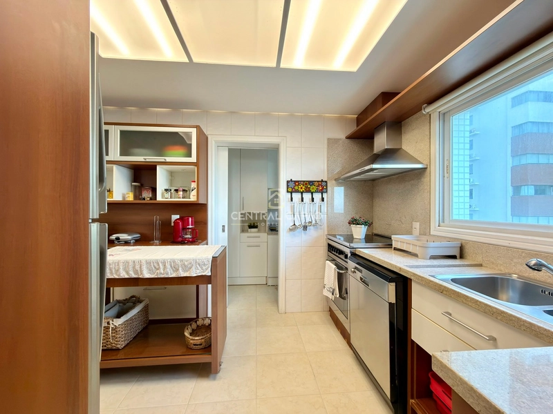 Apartamento 4 dormitórios de frente para o mar: 17ª foto da galeria de imagens do imóvel
