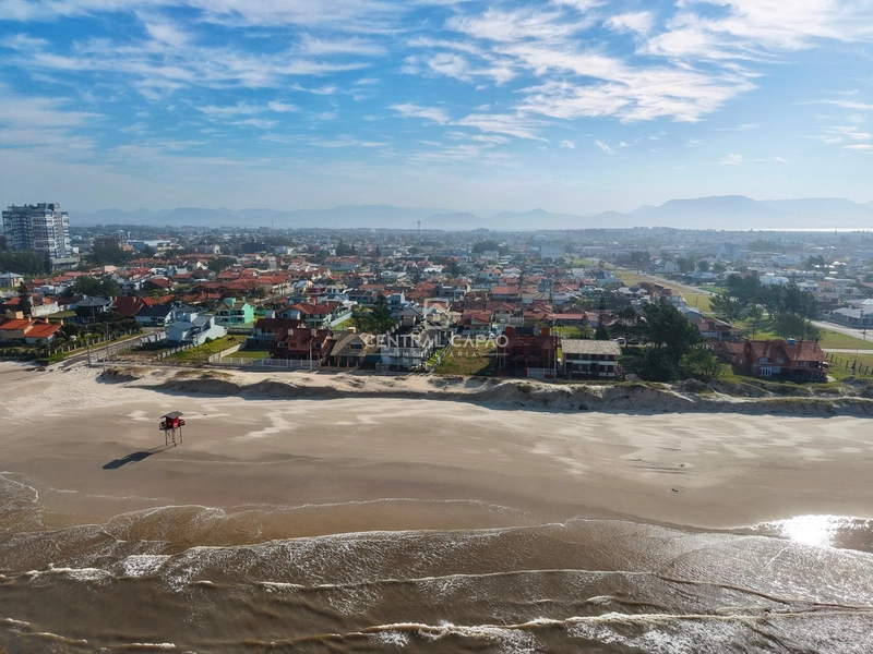 Casa 2 dormitórios com vista para o mar: 32ª foto da galeria de imagens do imóvel