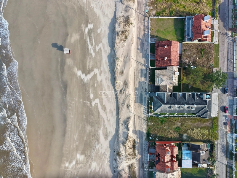 Casa 2 dormitórios com vista para o mar: 33ª foto da galeria de imagens do imóvel