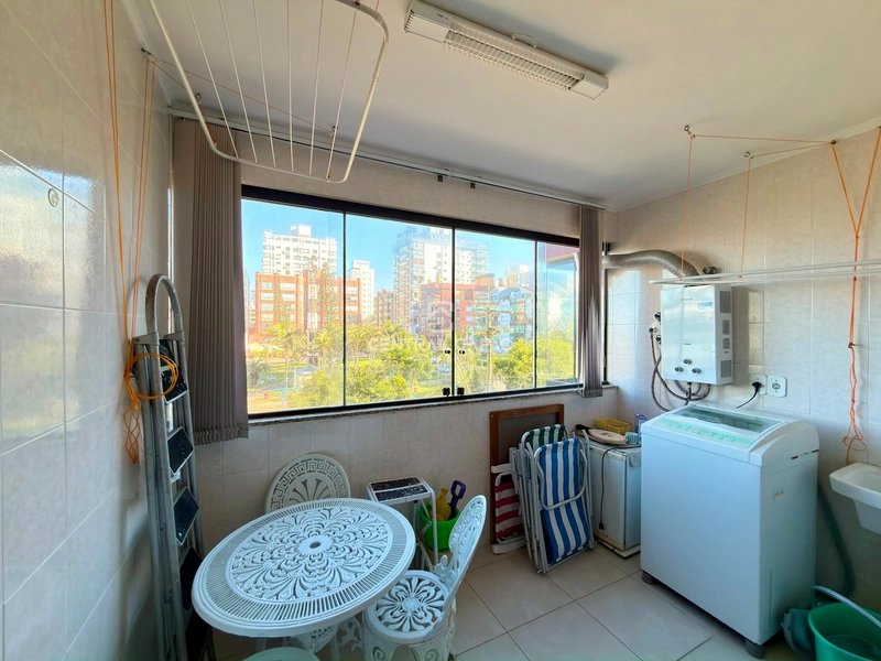 Apartamento 3 dormitórios com vista para o mar e praça: 27ª foto da galeria de imagens do imóvel