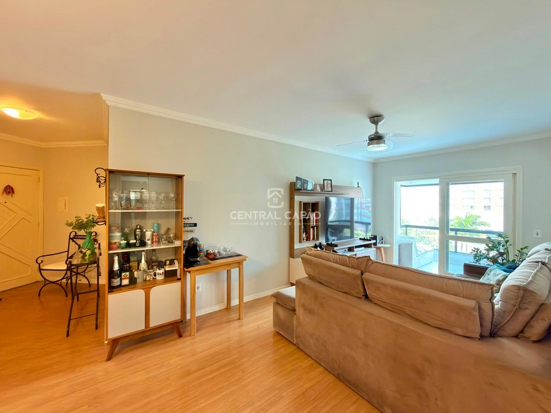Apartamento 3 dormitórios, esquina com a Praça do Farol: 9ª foto da galeria de imagens do imóvel