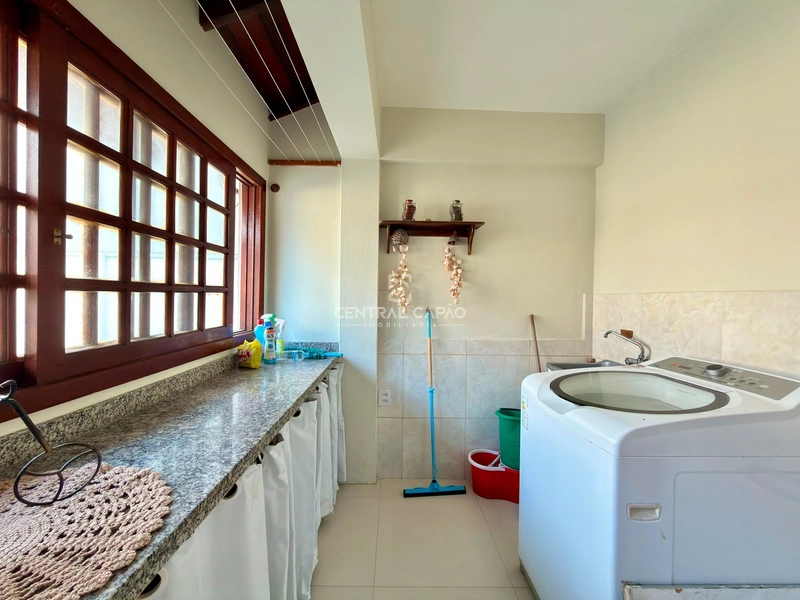 Sobrado 3 dormitórios mobiliada e decorada com piscina: 19ª foto da galeria de imagens do imóvel