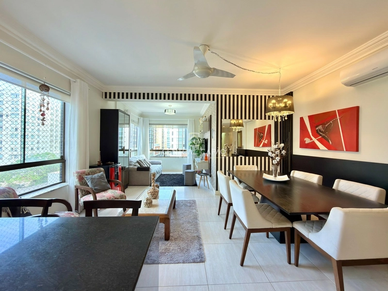 Apartamento 3 dormitórios de frente para praça à venda em Capão: 5ª foto da galeria de imagens do imóvel