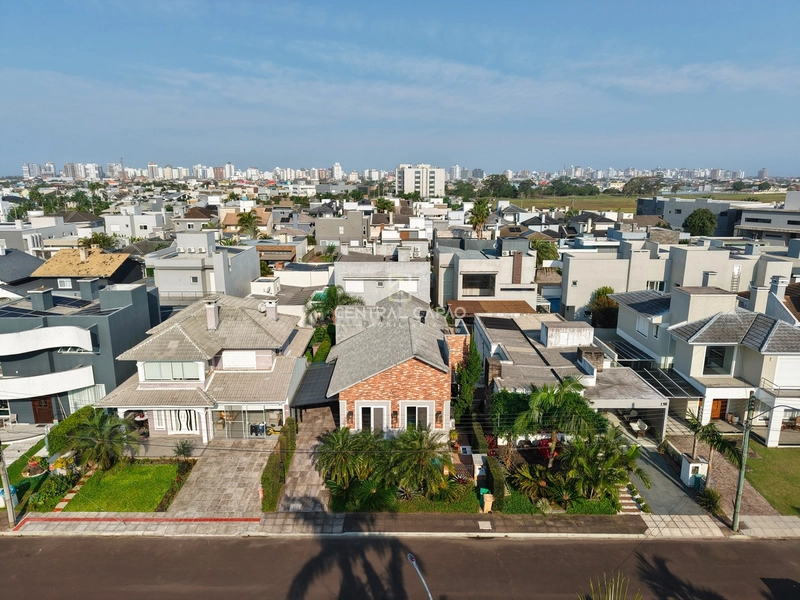 Casa 3 suítes com piscina à venda no Condado de Capão: 1ª foto da galeria de imagens do imóvel