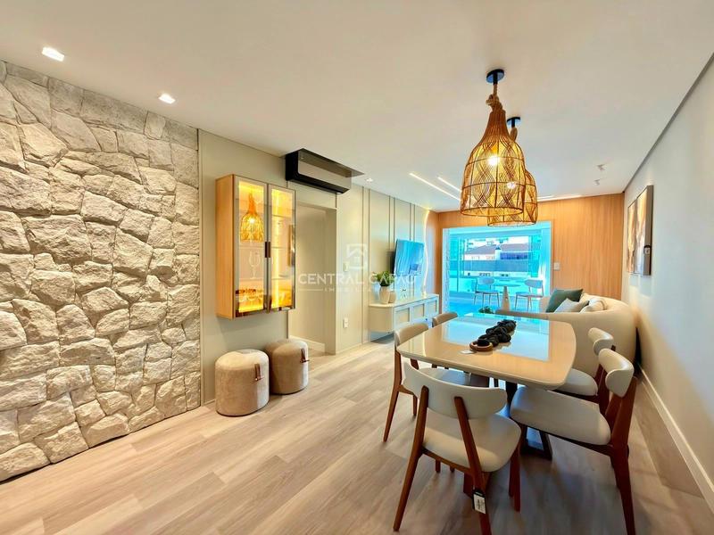 Apartamento 2 dormitórios com vista eterna para o mar: 2ª foto da galeria de imagens do imóvel