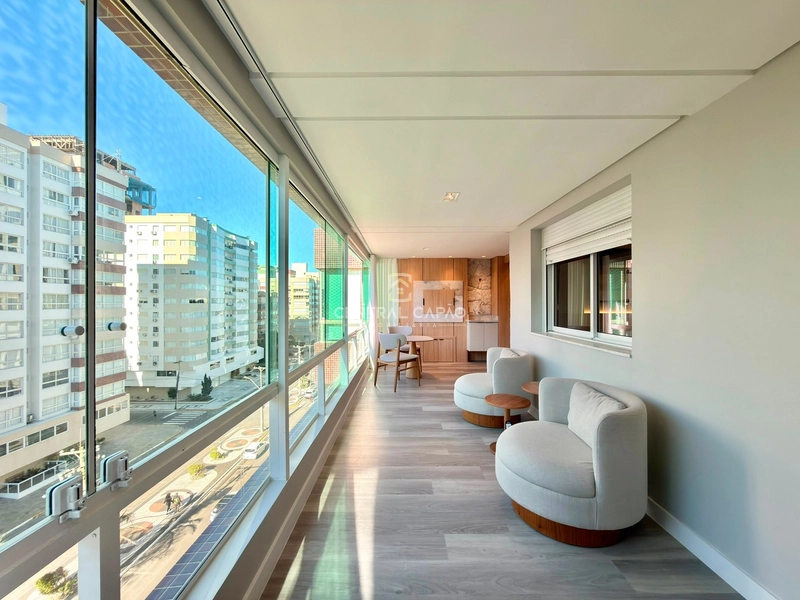 Apartamento 2 dormitórios com vista eterna para o mar