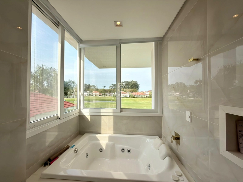 Casa 5 suítes mobiliada e decorada no condomínio Green Village: 30ª foto da galeria de imagens do imóvel