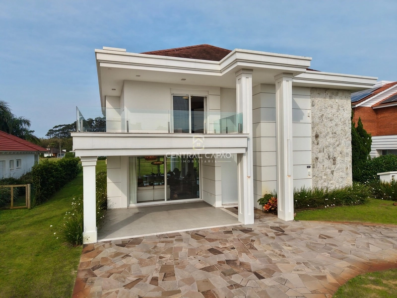 Casa 5 suítes mobiliada e decorada no condomínio Green Village: 1ª foto da galeria de imagens do imóvel