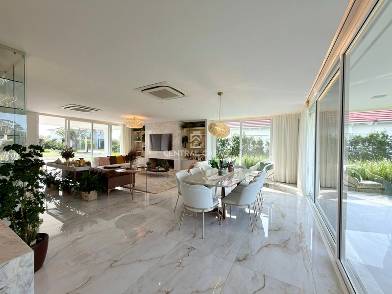 Casa 5 suítes mobiliada e decorada no condomínio Green Village: 7ª foto da galeria de imagens do imóvel
