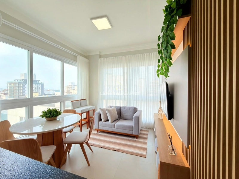 Apartamento 2 dormitóeios à venda no bairro Navegantes: 1ª foto da galeria de imagens do imóvel