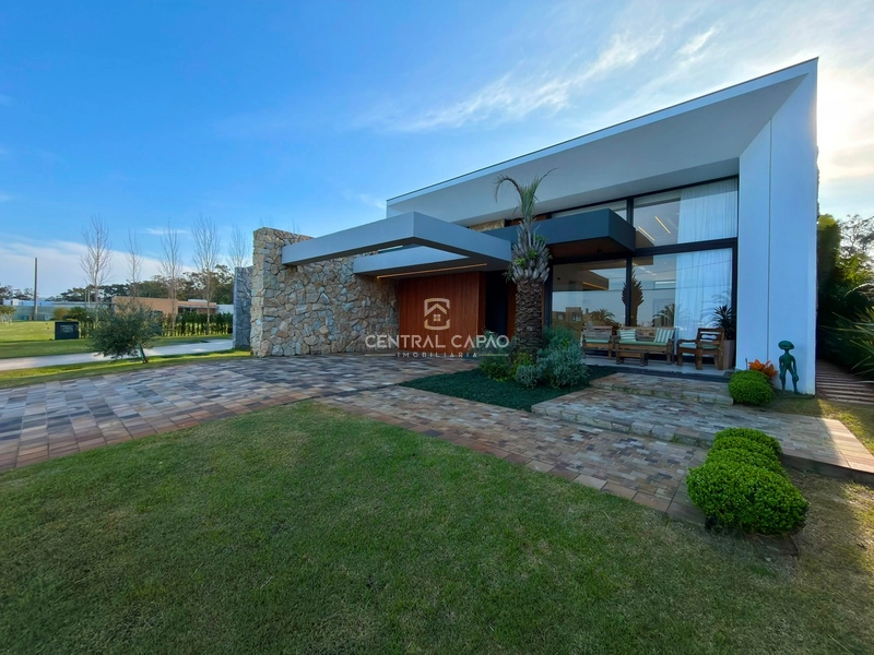 Casa em frente ao lago no Condomínio Villagio Atlântida: 44ª foto da galeria de imagens do imóvel