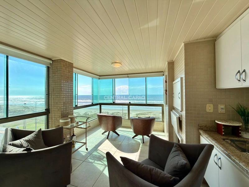 Apartamento 3 dormitórios com vista para o mar à venda