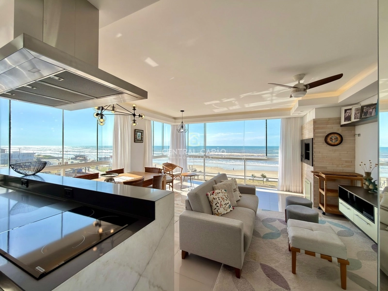 Apartamento à beira mar à venda em Capão