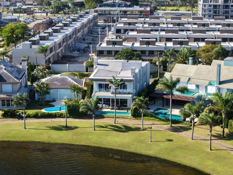 Casa 4 suítes beira lago no condomínio Bosques de Atlântida: 72ª foto da galeria de imagens do imóvel
