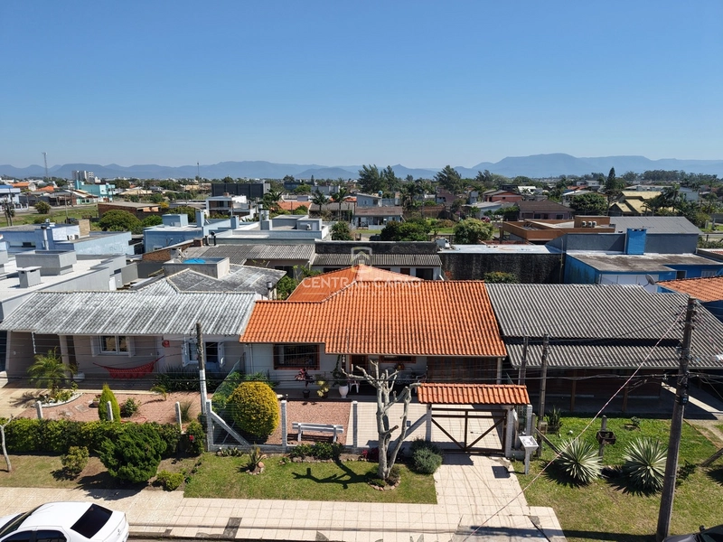 Casa 3 dormitórios + anexo à venda no bairro Zona Nova: 1ª foto da galeria de imagens do imóvel