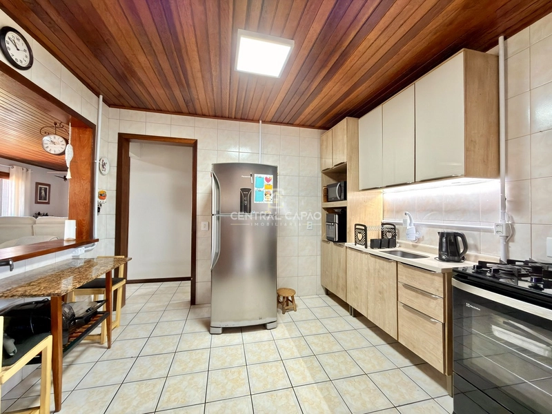 Casa 3 dormitórios + anexo à venda no bairro Zona Nova: 11ª foto da galeria de imagens do imóvel