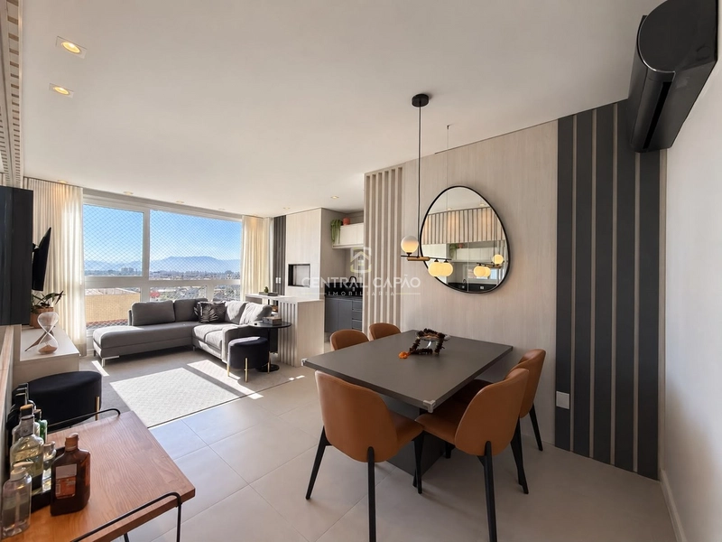 Apartamento 2 dormitórios de frente com infra completa: 1ª foto da galeria de imagens do imóvel