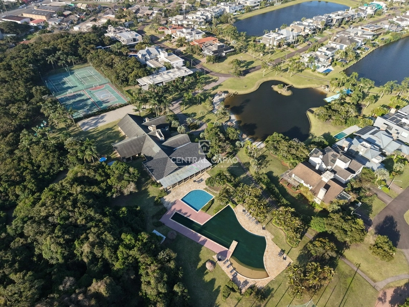 Sobrado 5 suítes beira lago no condomínio Bosques de Atlântida: 51ª foto da galeria de imagens do imóvel