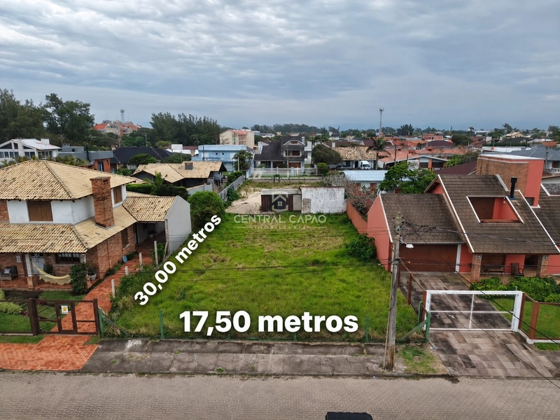 Terreno à venda com localização privilegiada: 1ª foto da galeria de imagens do imóvel