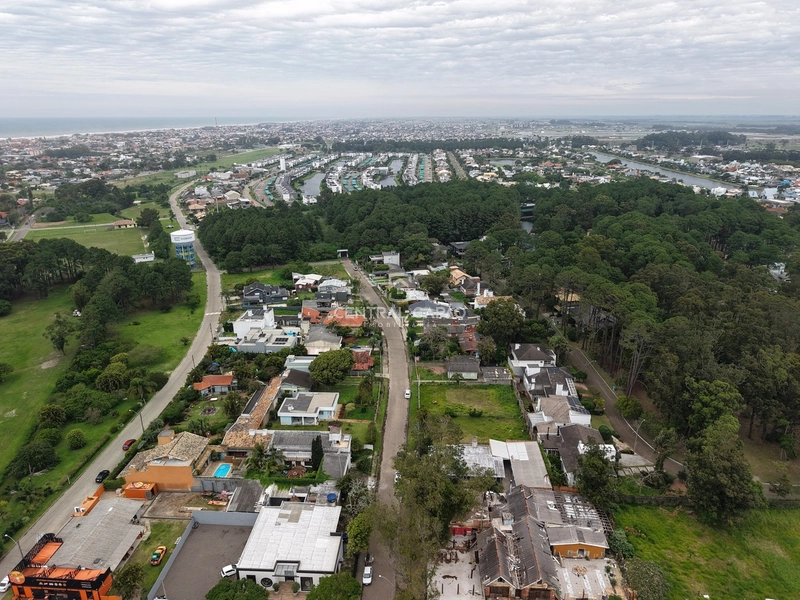 Terreno em Atlântida com condição facilitada: 5ª foto da galeria de imagens do imóvel