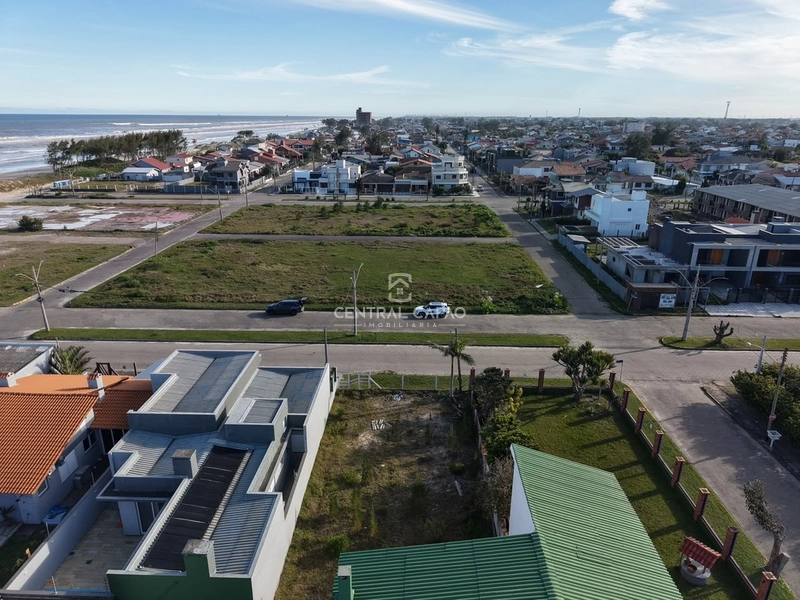 Terreno com ótima localizaçãoem Rainha do Mar: 8ª foto da galeria de imagens do imóvel