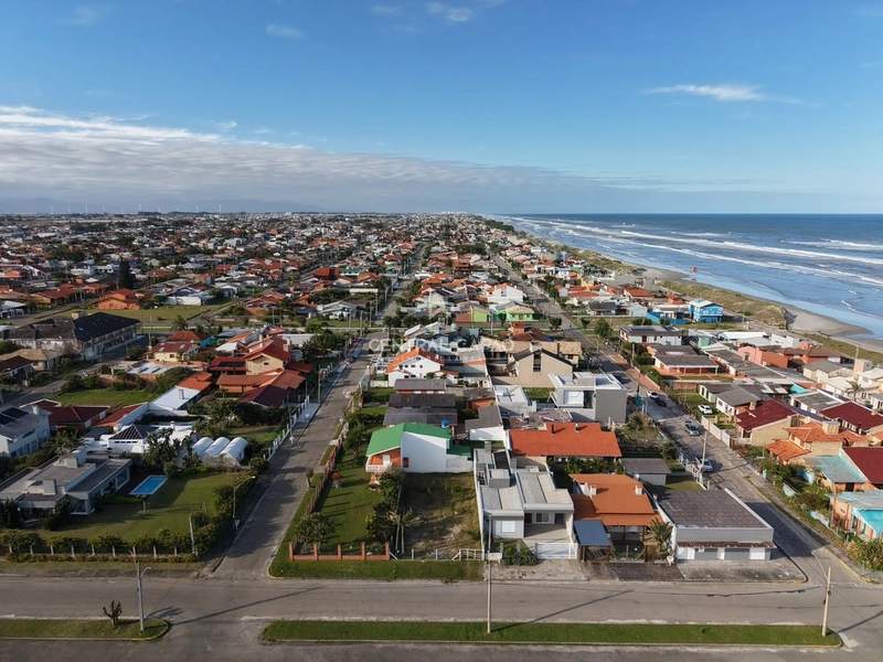 Terreno com ótima localizaçãoem Rainha do Mar: 9ª foto da galeria de imagens do imóvel