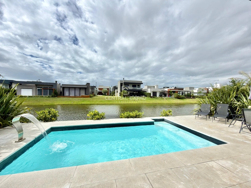 Sobrado beira lago 5 suítes à venda no Capão Ilhas: 13ª foto da galeria de imagens do imóvel
