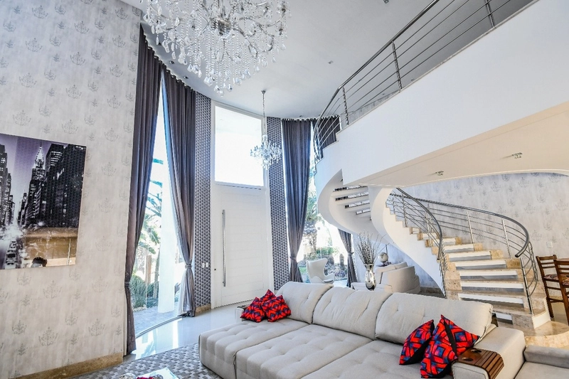 Mobiliada & Decorada em Condomínio de Luxo: 8ª foto da galeria de imagens do imóvel