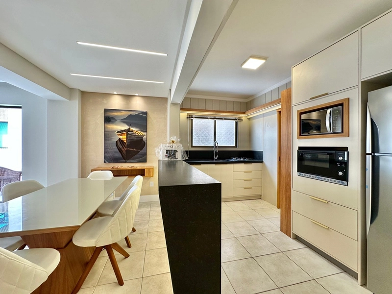 Apartamento de 3 dormitórios com terraço e mais de 200 metros.: 13ª foto da galeria de imagens do imóvel