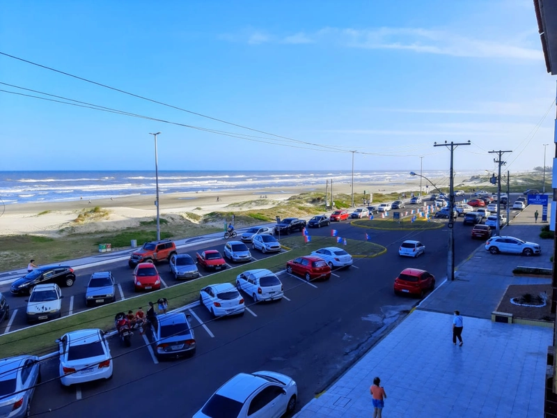 Apartamento de 2 dormitórios Mobiliado & Decorado na Beira Mar: 10ª foto da galeria de imagens do imóvel