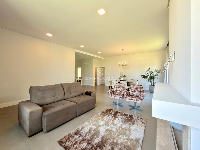 Casa 3 suítes pronta para uso à venda no condomínio Dubai em Capão: 3ª foto da galeria de imagens do imóvel