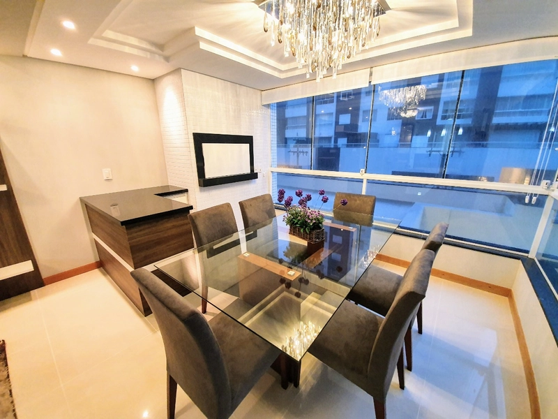 Amplo apartamento mobiliado junto à praça Luis Bassani: 4ª foto da galeria de imagens do imóvel