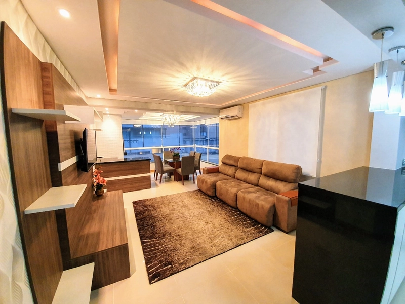 Amplo apartamento mobiliado junto à praça Luis Bassani: 5ª foto da galeria de imagens do imóvel