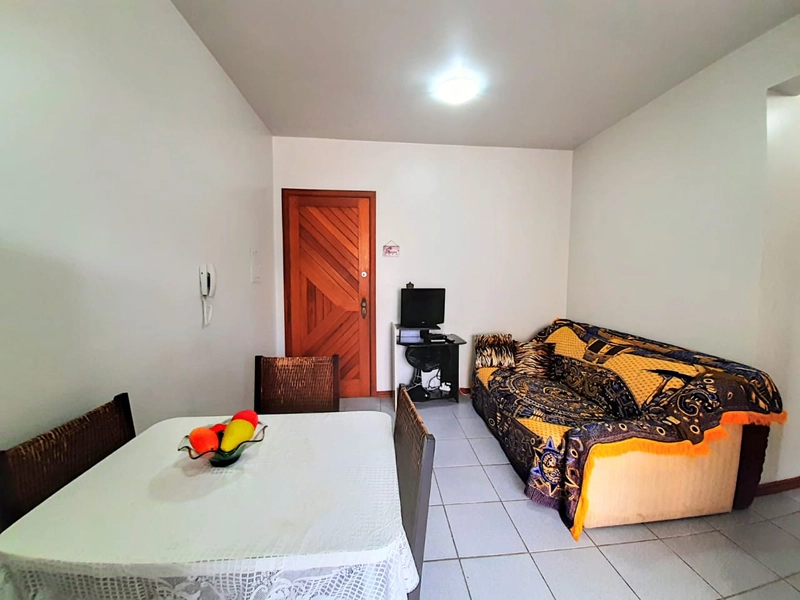 Apartamento de 1 dormitório junto a Praça do Farol